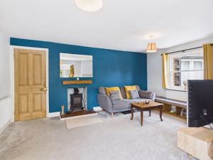 Sitting Room- click for photo gallery